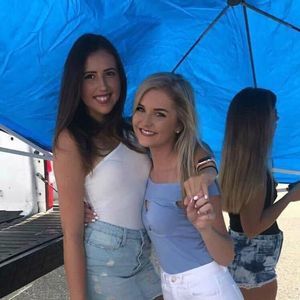 Meet your Posher, Brooke